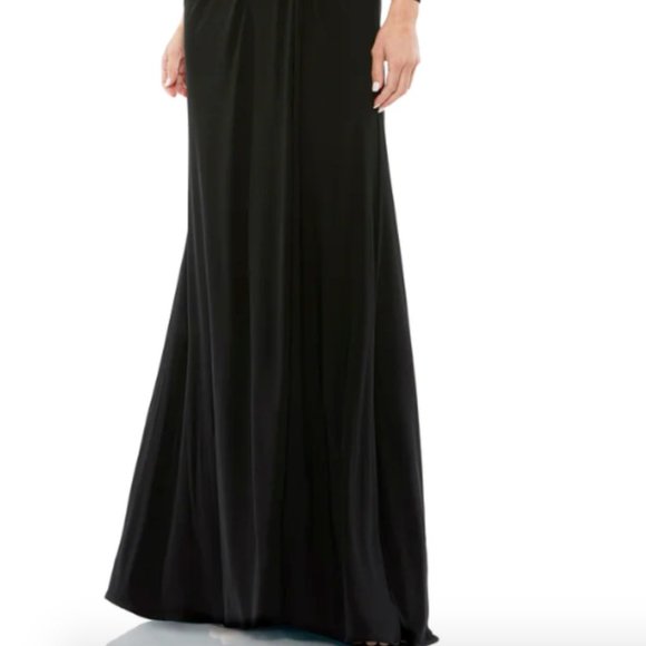 MAC DUGGAL 67848 FAUX WRAP LONG SLEEVE APPLIQUE DETAIL BLACK GOWN sz 10 - Picture 6 of 7